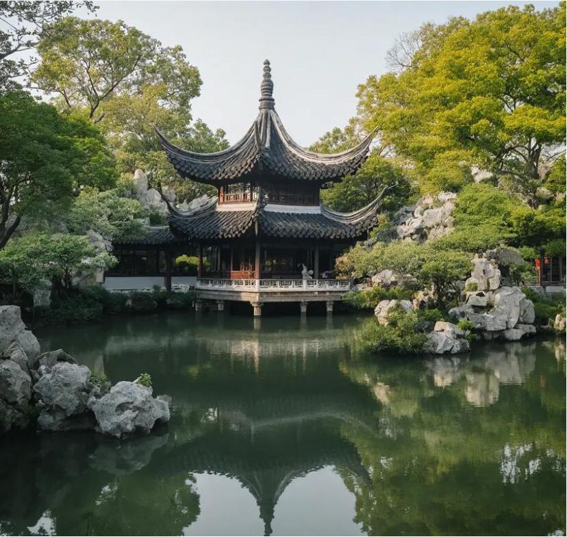 城阳区芷蕾餐饮有限公司